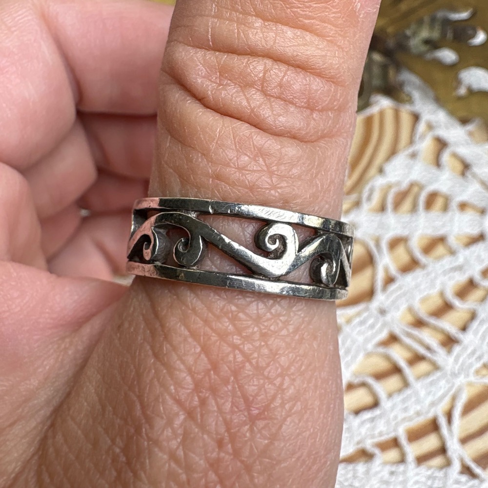 Vintage Unisex 9.5 Silver Scroll Band Ring Boho Filigree 925 Sterling